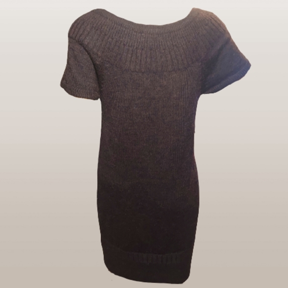 H&M Brown Wool Knit Sweater Dress with Boat Neck for Fall 🍂 - Picture 4 of 10